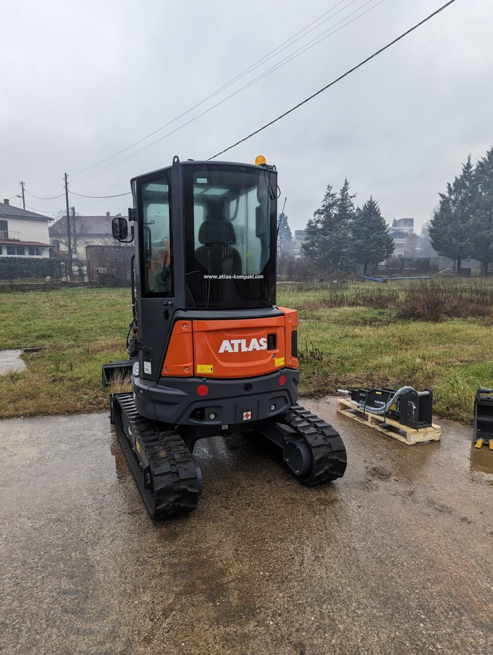 ATLAS AC25UF BAGER 2023 - Slika 2